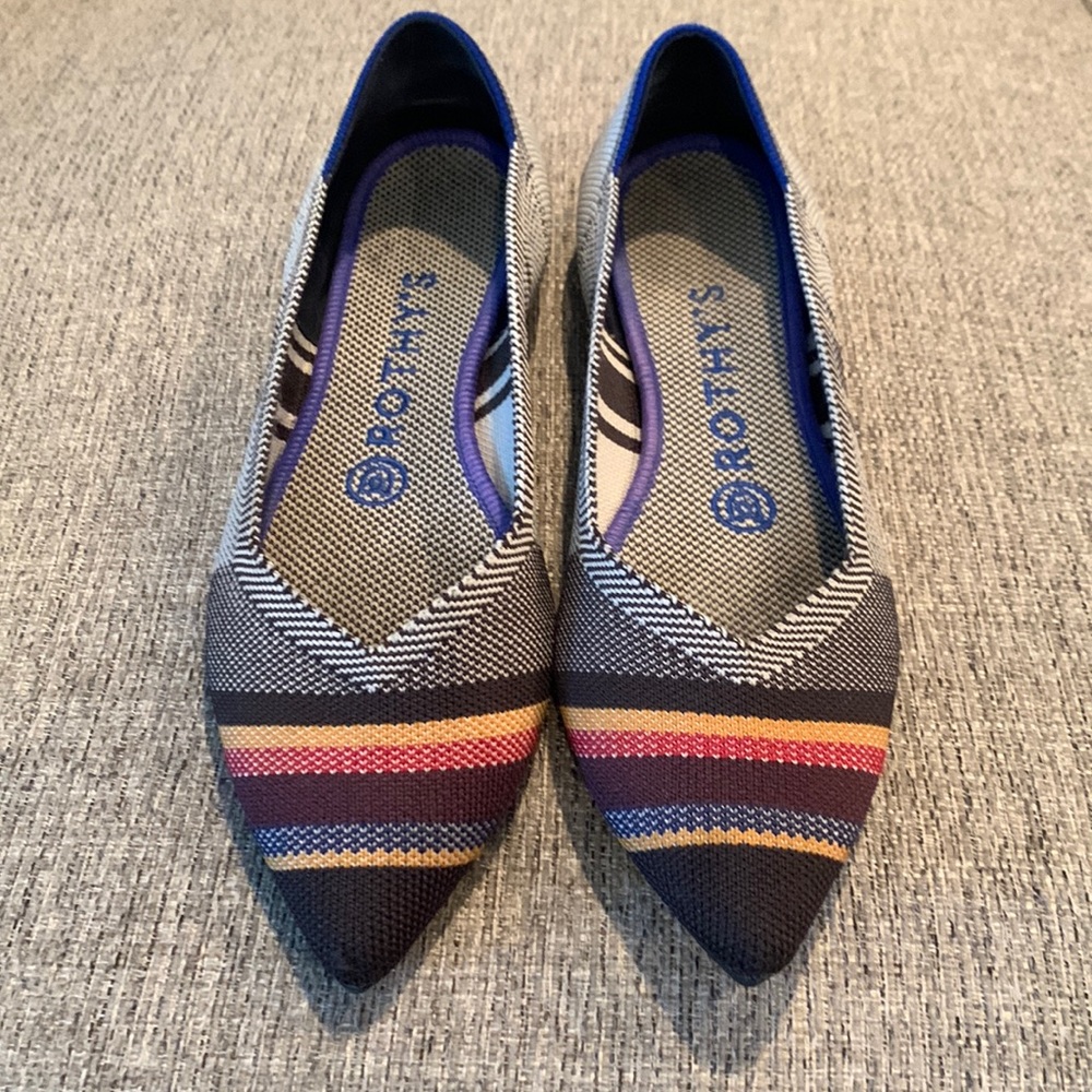 Rothy’s striped pointed toe flat - size 7